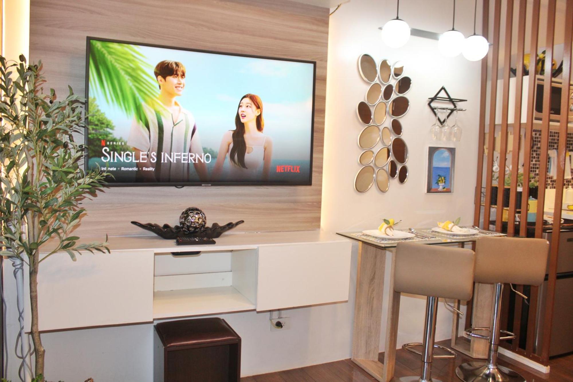 Stylish&Comfort Unit With Balcony In Air Makati Makati City Bagian luar foto
